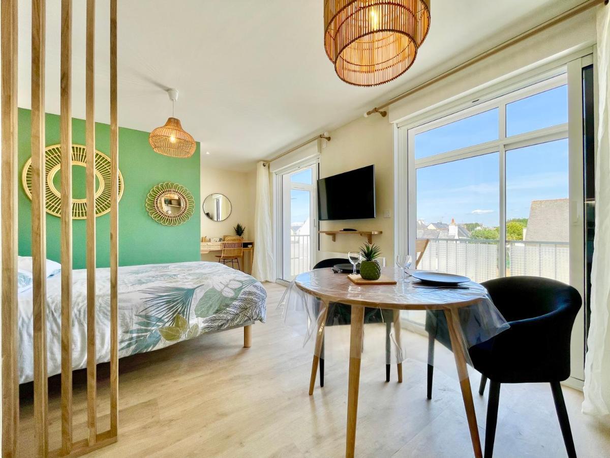 Le Phare Ouest - 80 M De La Mer - Vue Ocean Sur Le Balcon - Entierement Renove - Internet Haut Debit - Nouveau Ploemeur Bagian luar foto