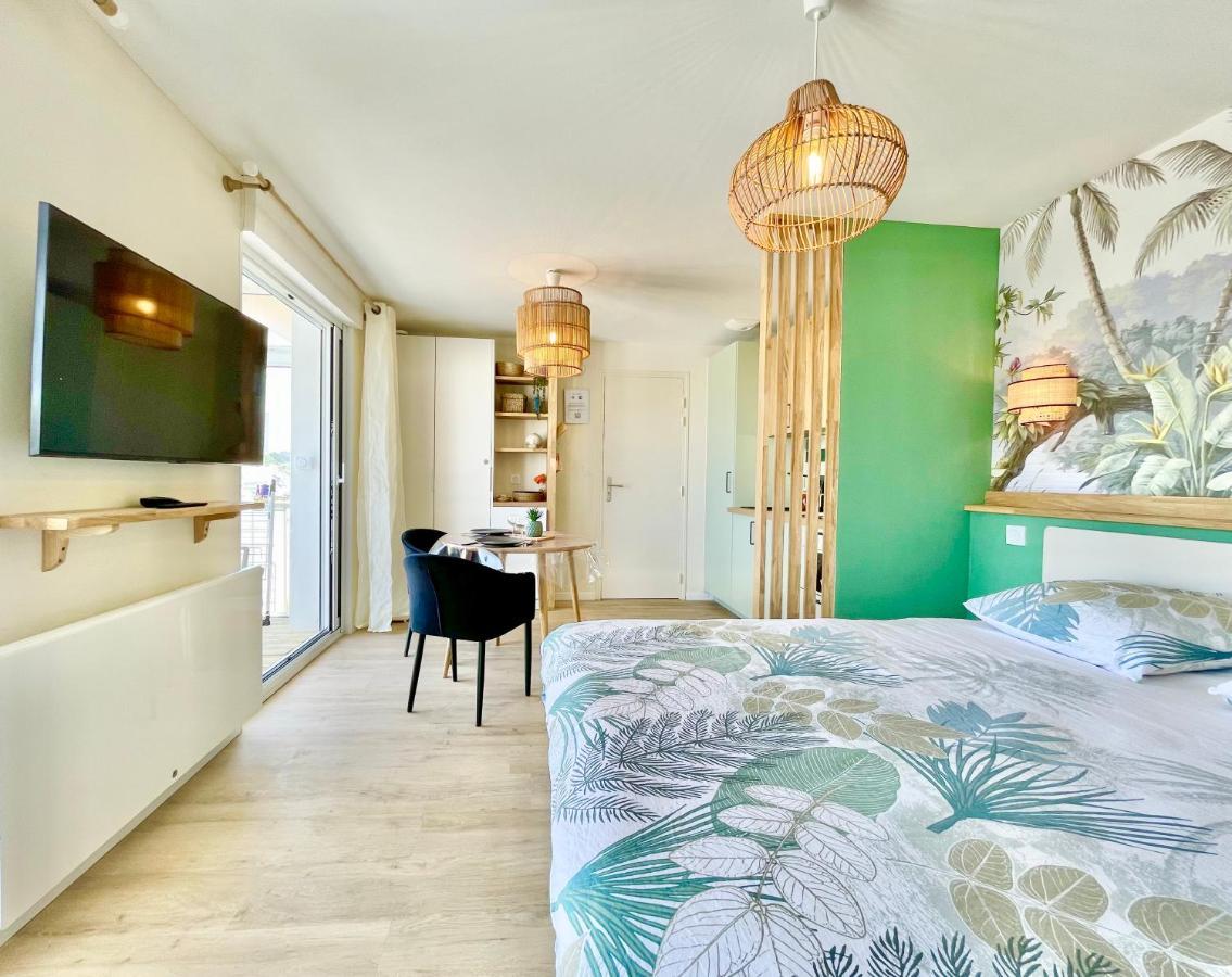 Le Phare Ouest - 80 M De La Mer - Vue Ocean Sur Le Balcon - Entierement Renove - Internet Haut Debit - Nouveau Ploemeur Bagian luar foto